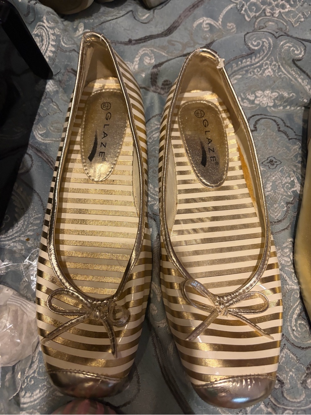 Glaze Metallic gold/white &black/white & pink/white. Ballet flats for all three